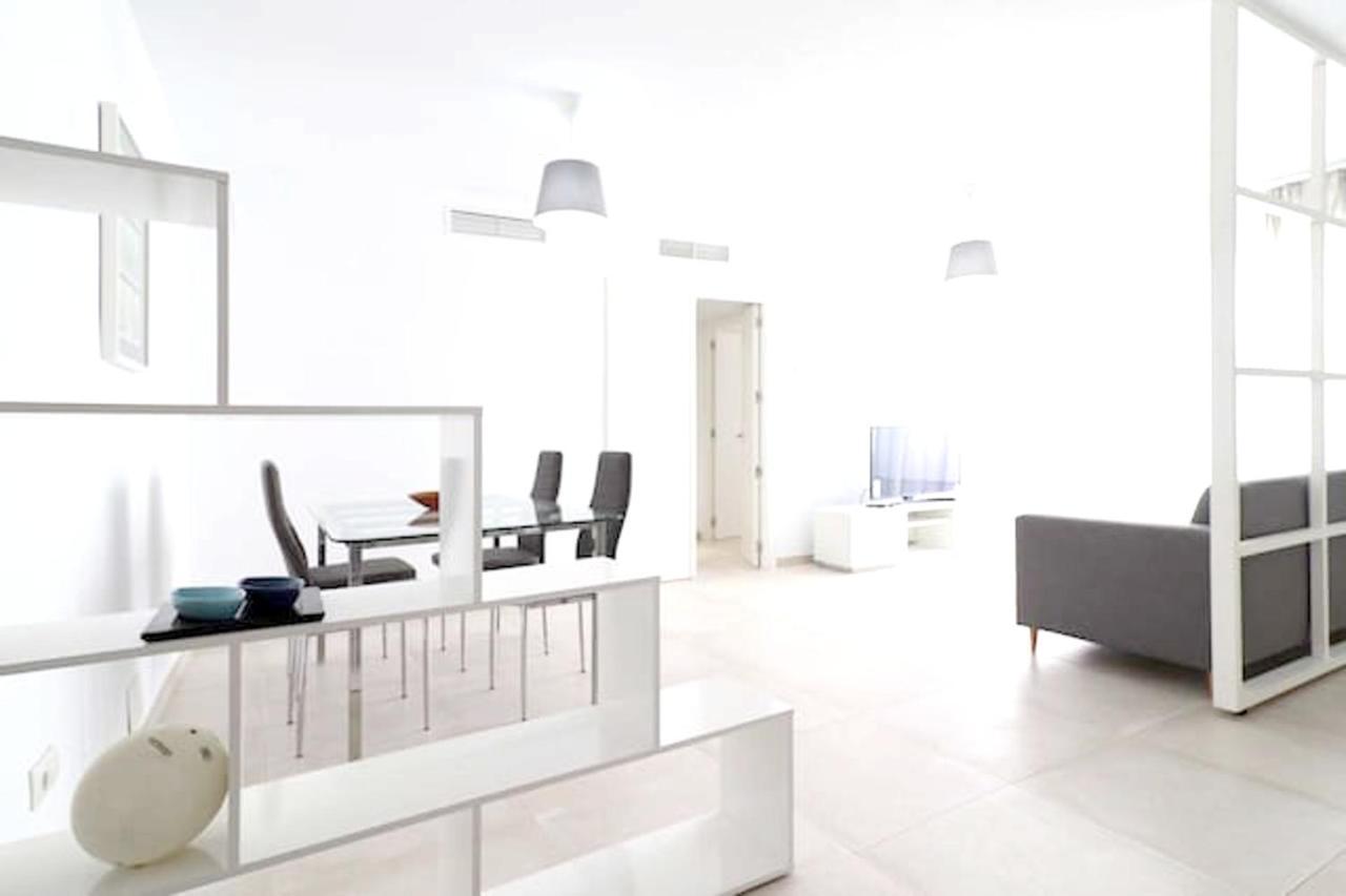 With 3 Bedrooms In With Wifi Appartement